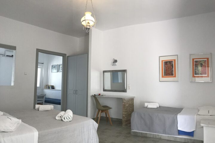 Room 15 of 98