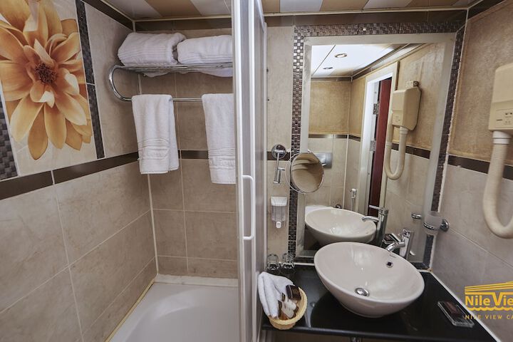 Room 35 of 58