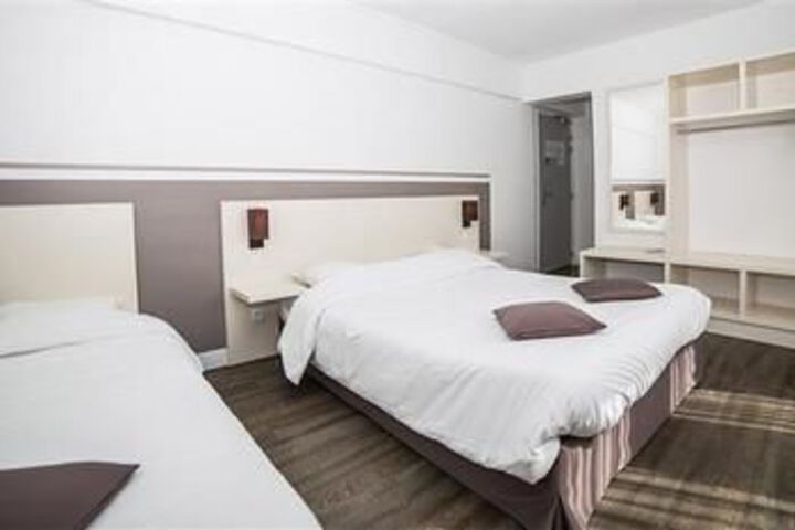 Room 21 of 60
