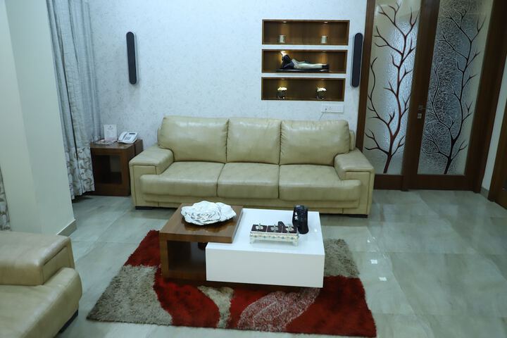 Room 25 of 39
