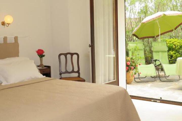 General 10 of 42
