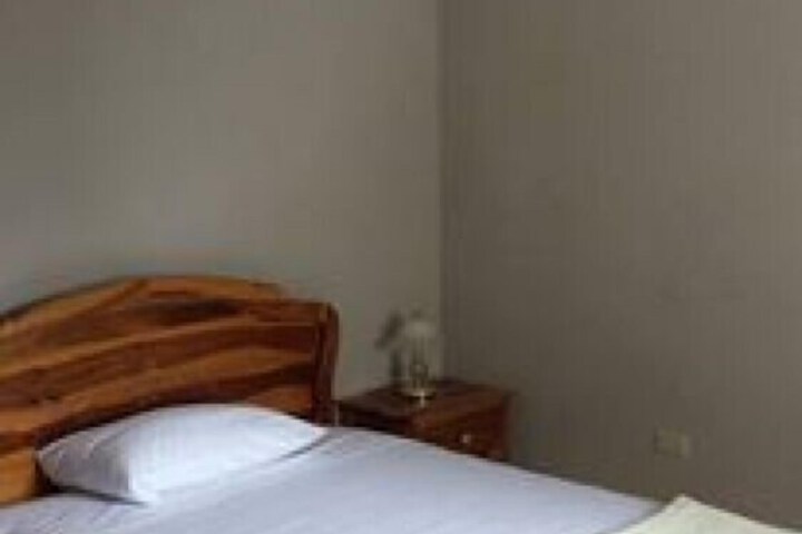 Room 16 of 30