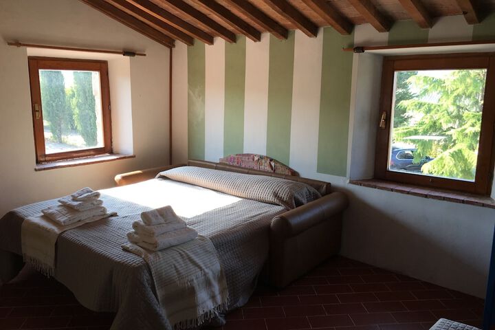 Room 9 of 39