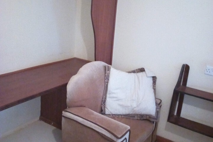 Room 10 of 26