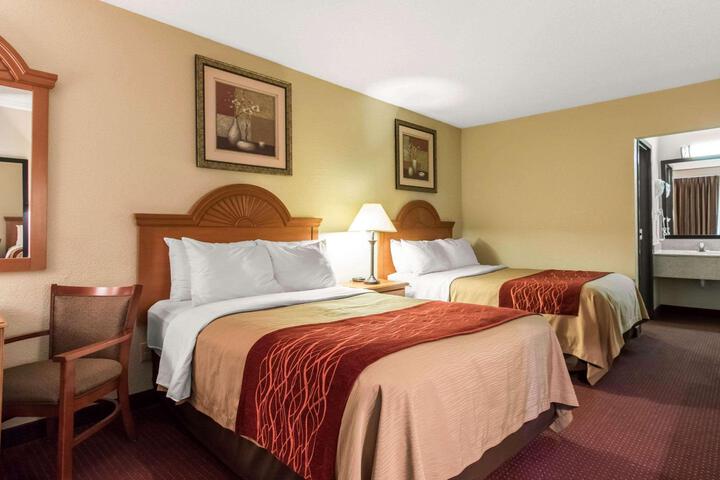 2 Double Beds (5 of 15)