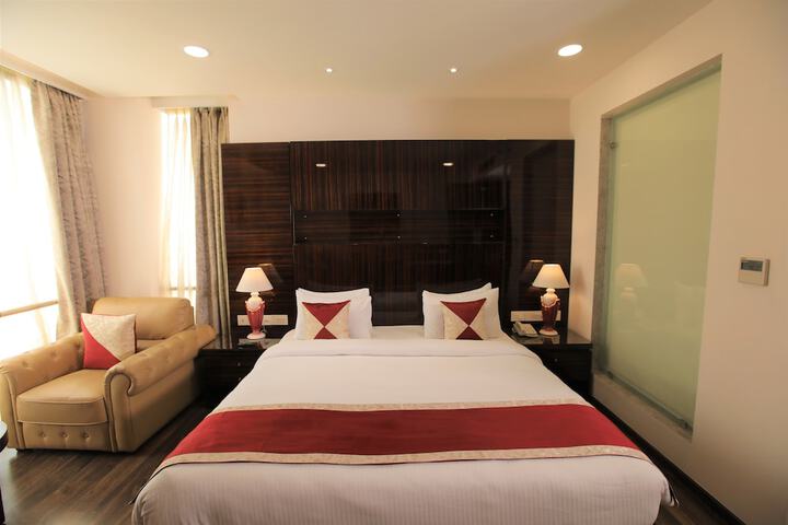 Room 27 of 55