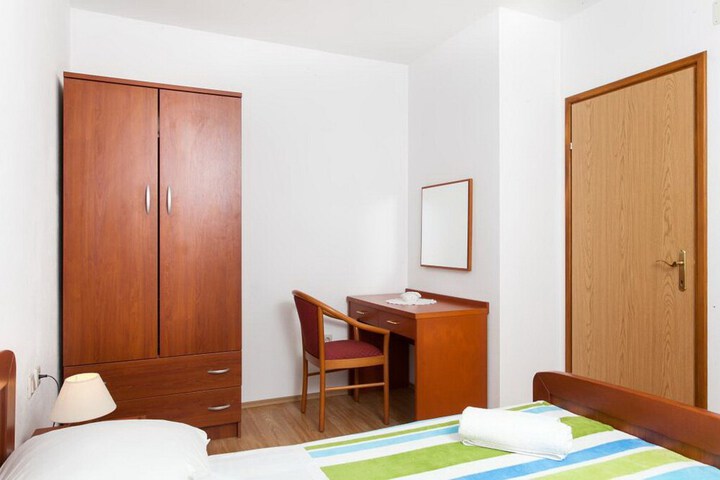 Room 18 of 63