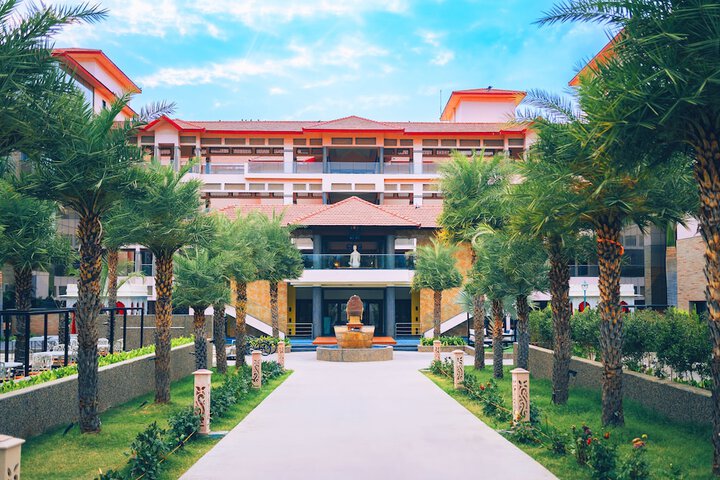 Hotel 47 of 49