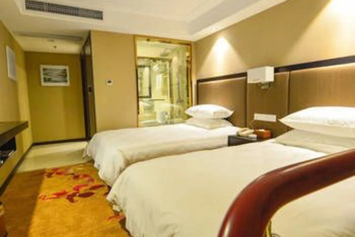Room 2 of 9