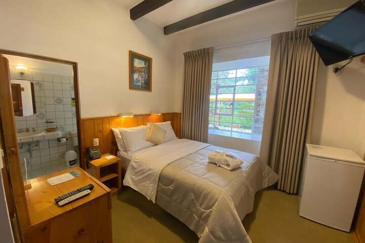 Room 6 of 45