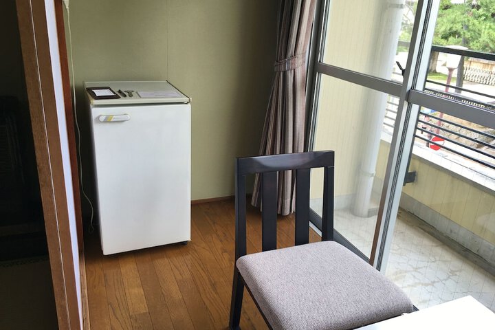 Room 7 of 35