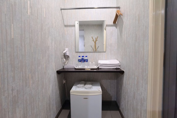 Room 14 of 26