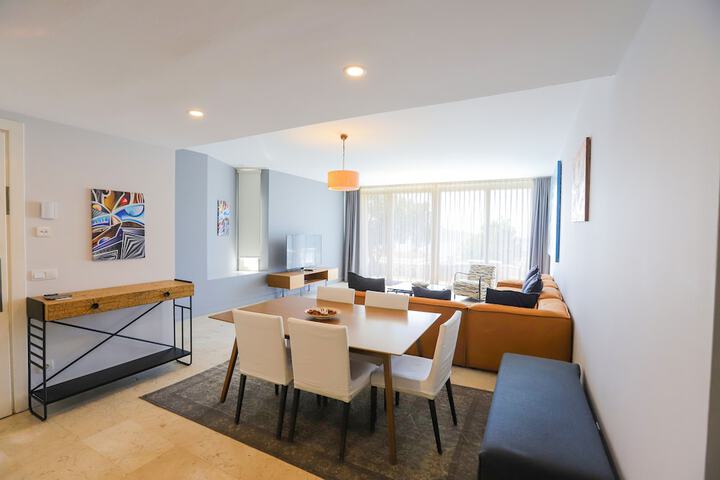 Room 47 of 180