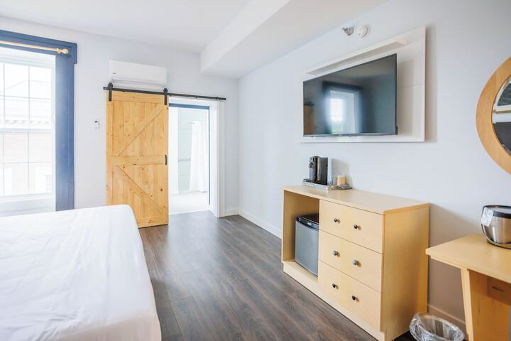 Room 19 of 56