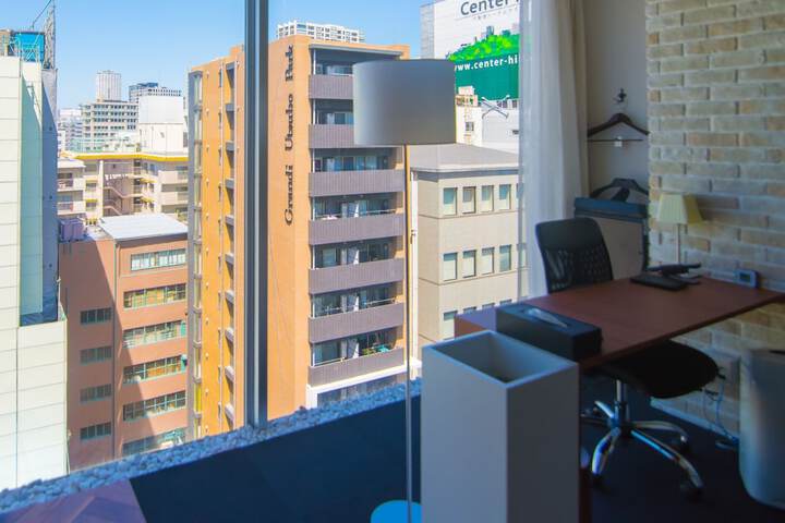 Room 16 of 59