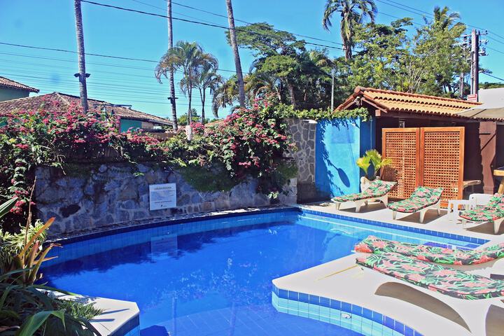 Pool Hotel