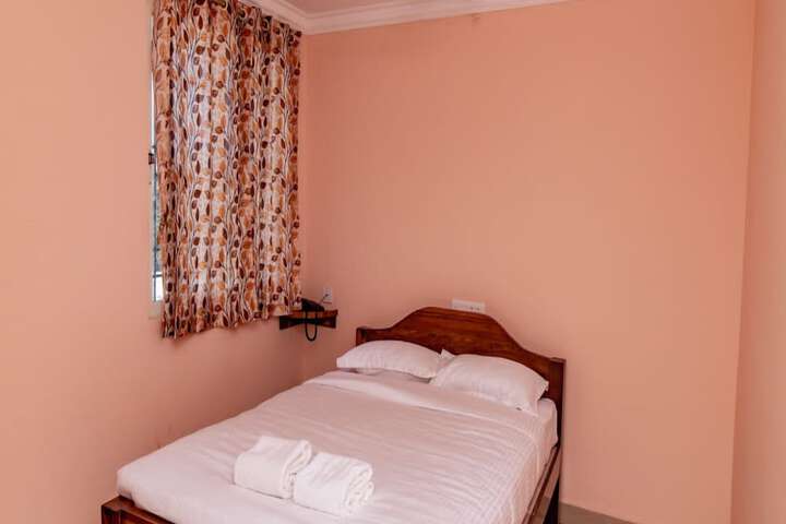 Room 3 of 11