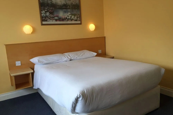 Rosslare Port Lodge