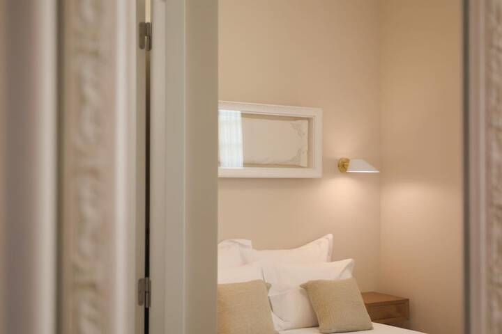 Room 25 of 50