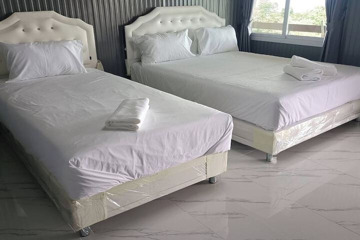 Room 17 of 75