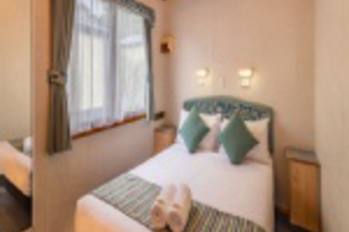Room 504 of 611