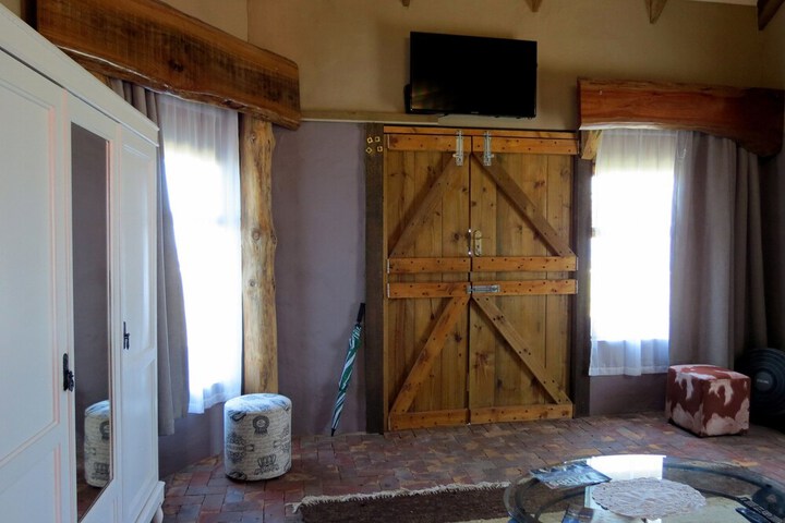 Room 16 of 137