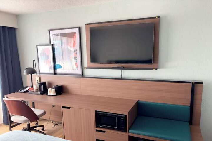 Room amenity