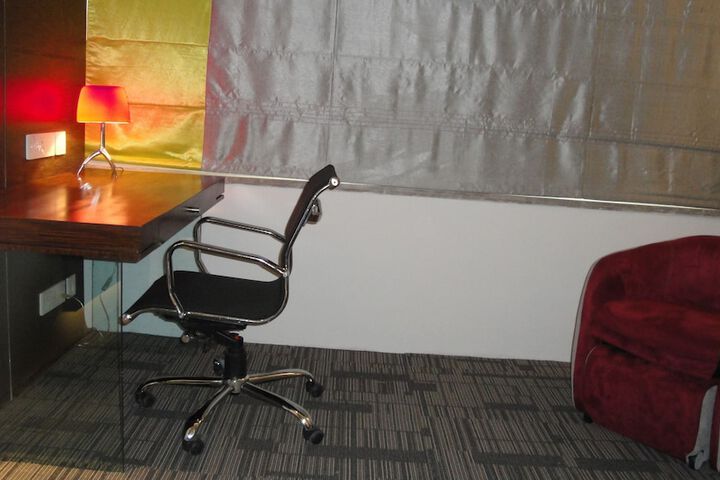 Room 28 of 51