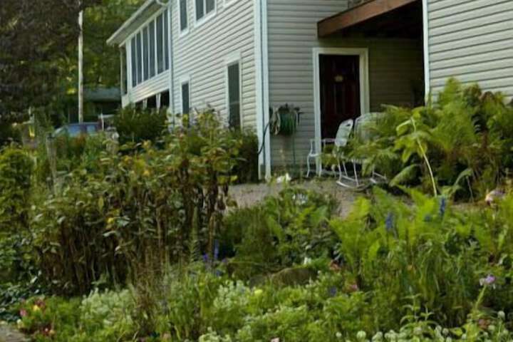 Garden Gate Get-A-Way Bed & Breakfast