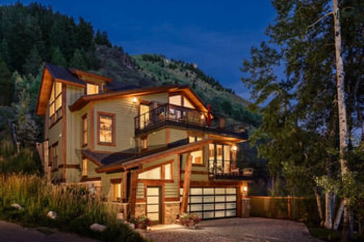 Minturn Vacation Rentals in Minturn, CO