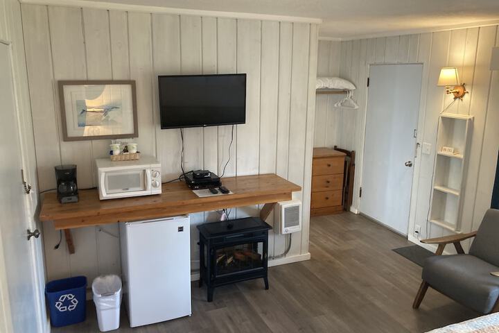 Room 105 of 150