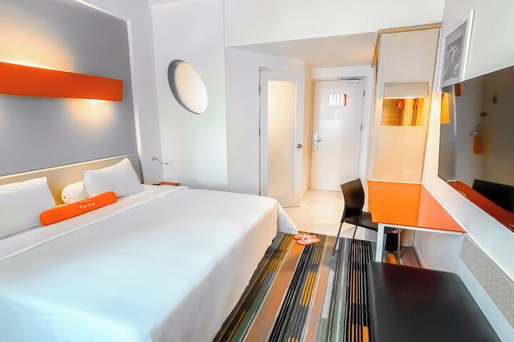 Room 8 of 44