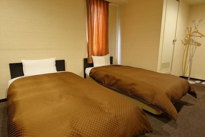 Room 14 of 46
