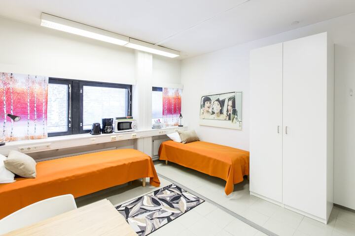 Room 5 of 33