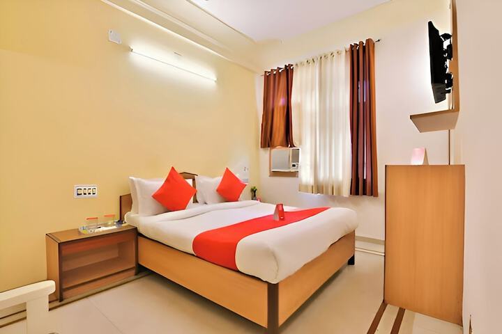 Hotel Vrundavan Residency in Vadodara