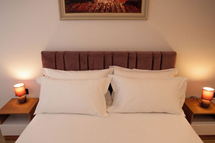 Room 5 of 41