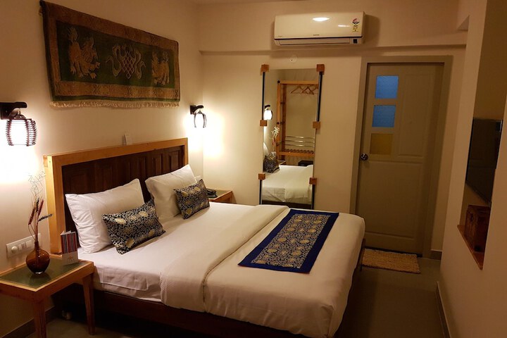 Room 22 of 50
