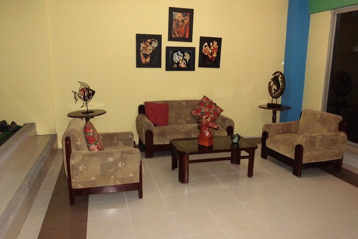 Hotel Interior 4 of 130