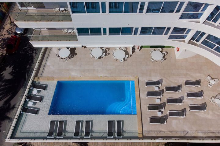 Pool 56 of 87