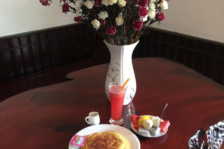 Breakfast/Coffee Service 57 of 67
