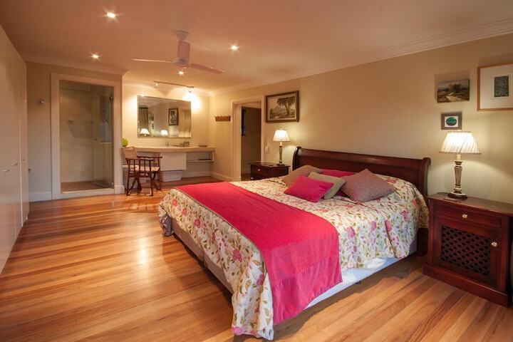 Room 21 of 26