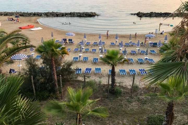Beach 61 of 68