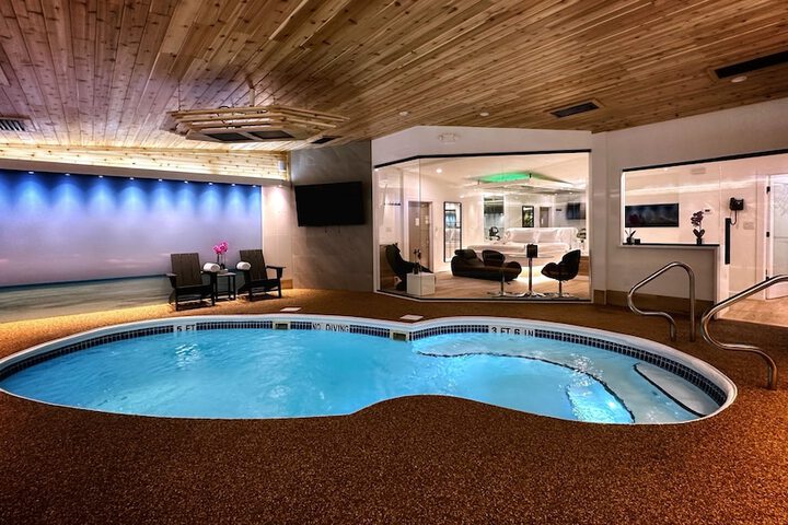 Pool 31 of 40