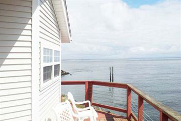 Terrace/Patio 2 of 27