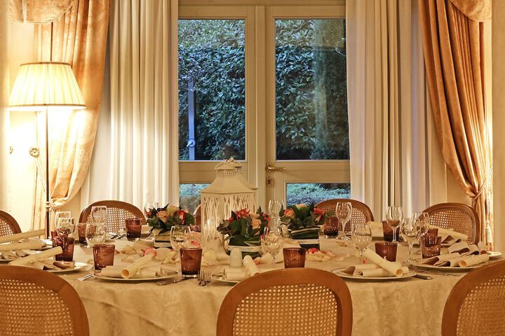 Dining 51 of 116