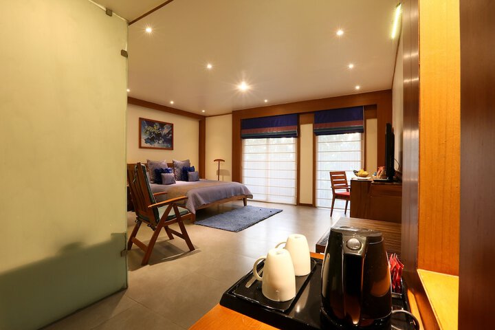 Room 3 of 29
