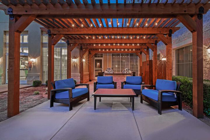 Terrace/Patio 29 of 33