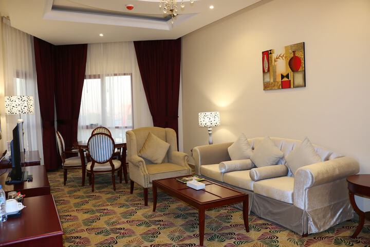 Room 37 of 65