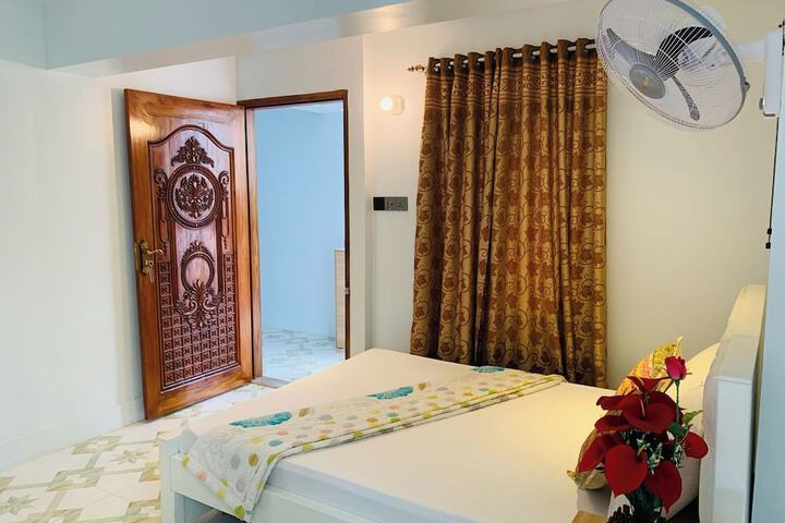 Room 20 of 99