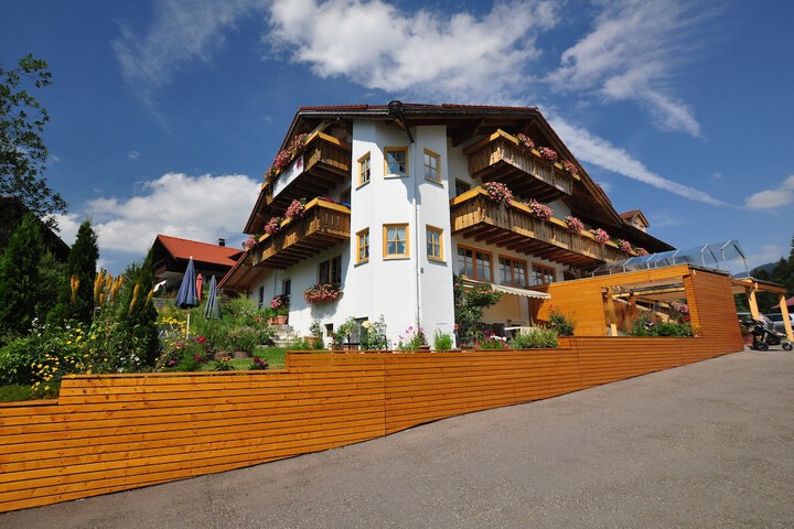 Berghüs Schratt - vegetarisches und veganes Biohotel in Oberstaufen